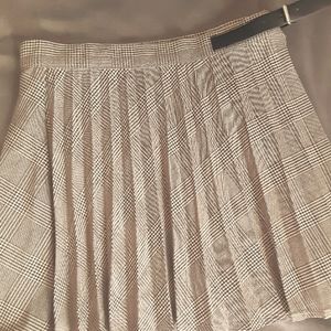 Black/tan/brown multi plaid skirt